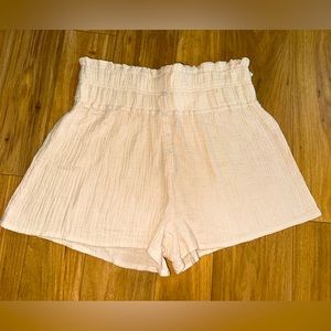 Boutique Beige Shorts